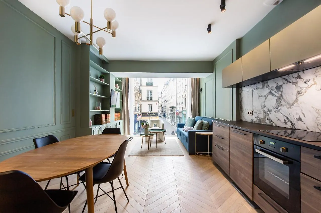 Cmg Tres Bel Appartement Lumineux Montorgueil Sentier París