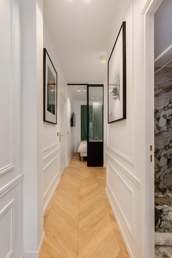 Cmg Tres Bel Appartement Lumineux Montorgueil Sentier パリ 0*,